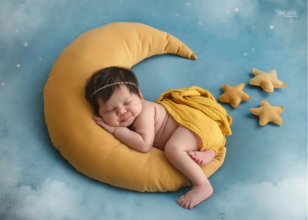 Mustard Moon Prop with stars