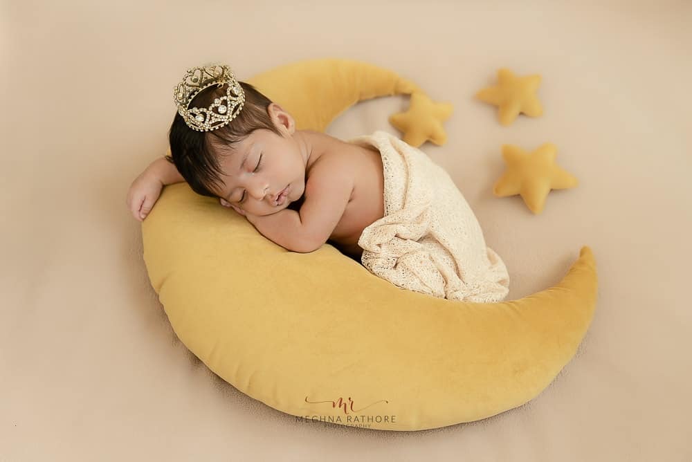 Mustard Moon Prop with stars