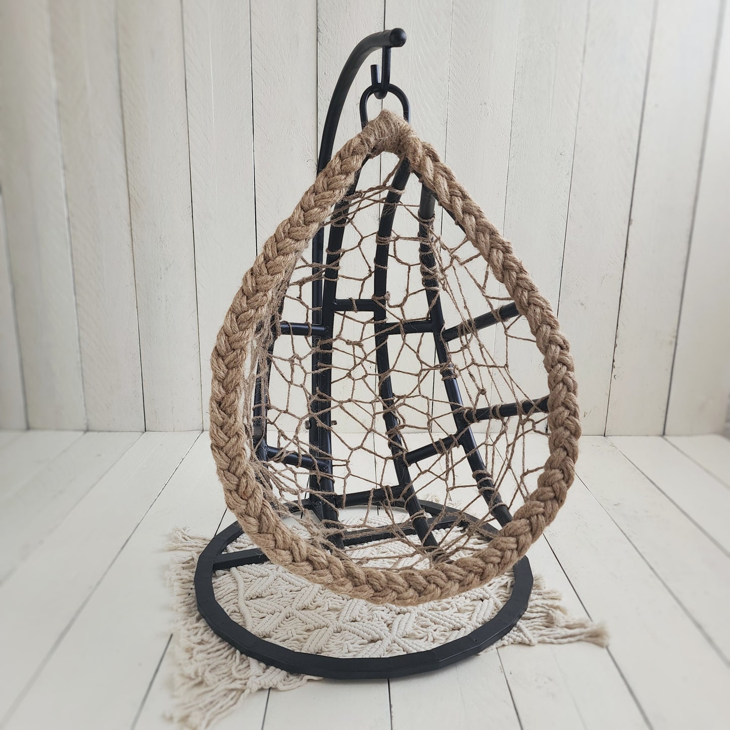 Metal Teardrop Swing