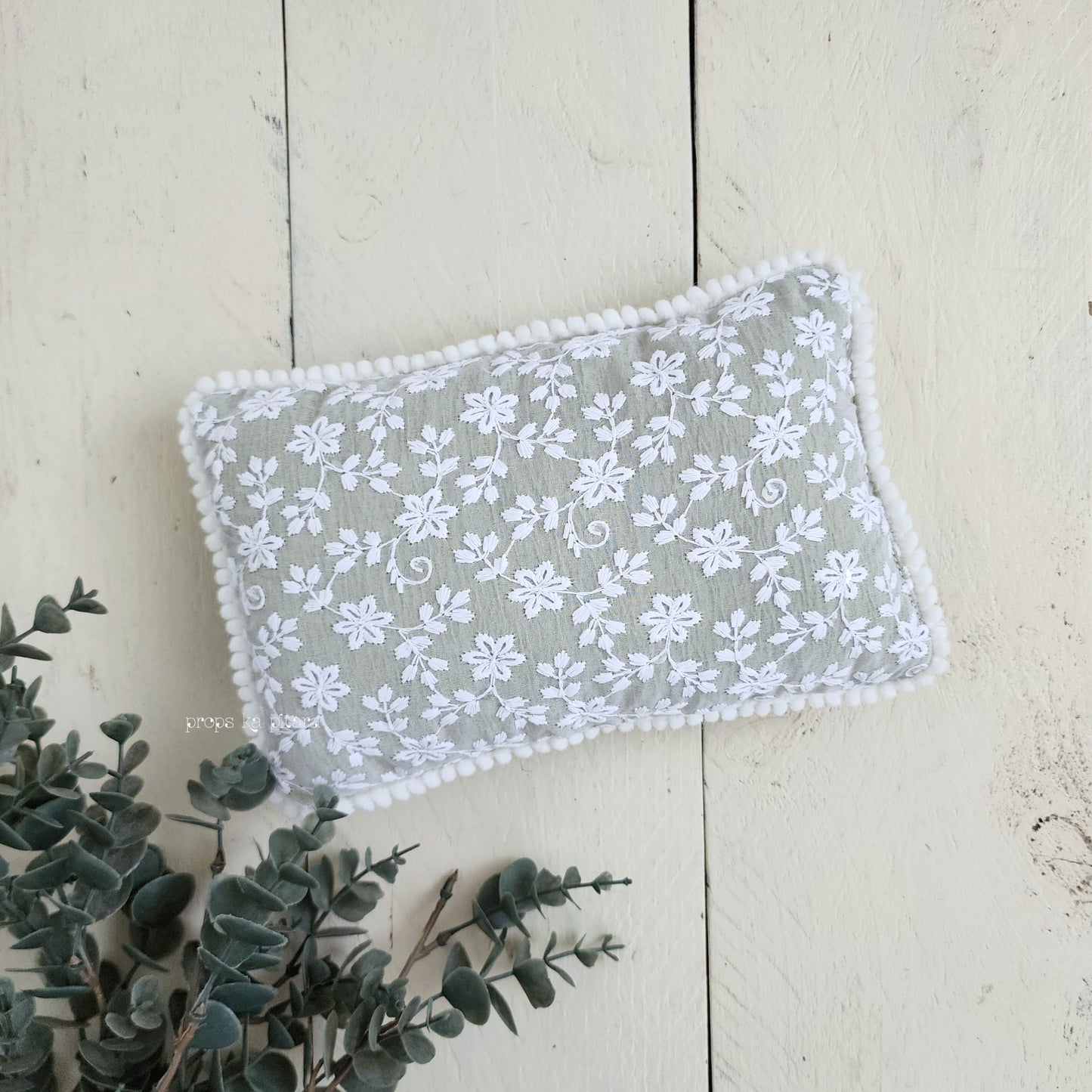 Newborn Lace Pillow