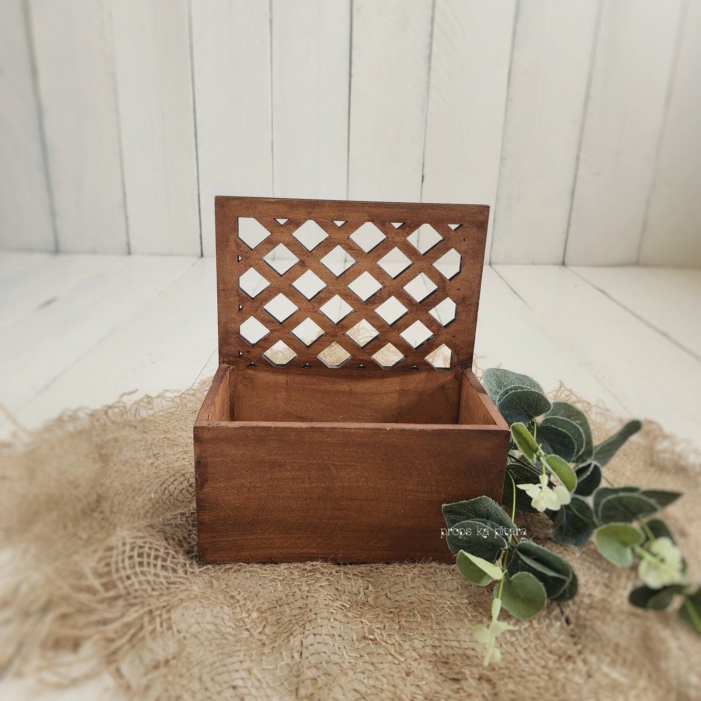 Wooden Lattice Basket