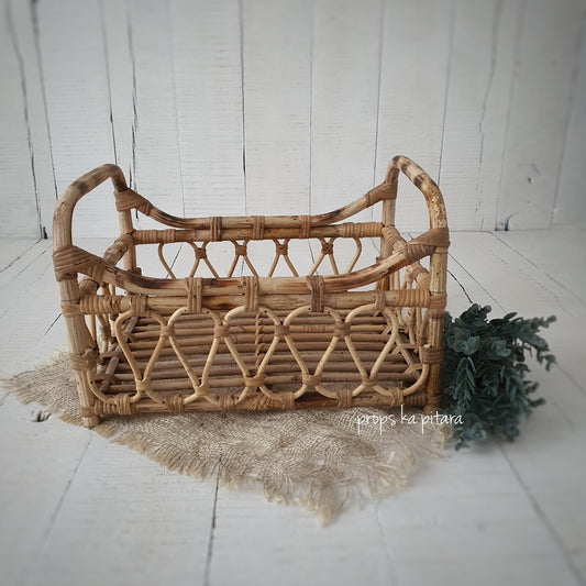 Wicker Bed