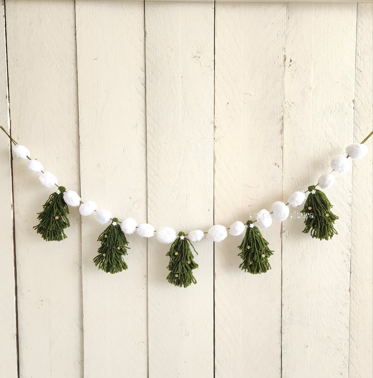 X-Mas Bunting Banner