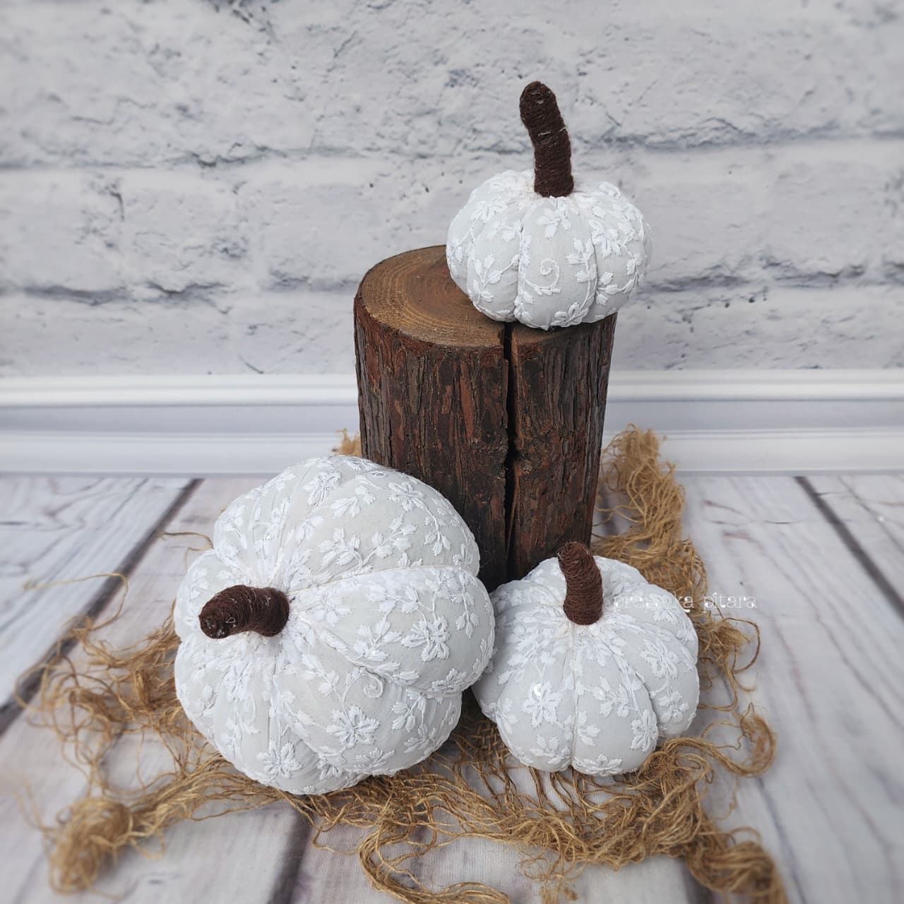 Vintage Lace Pumpkin Set Of Three