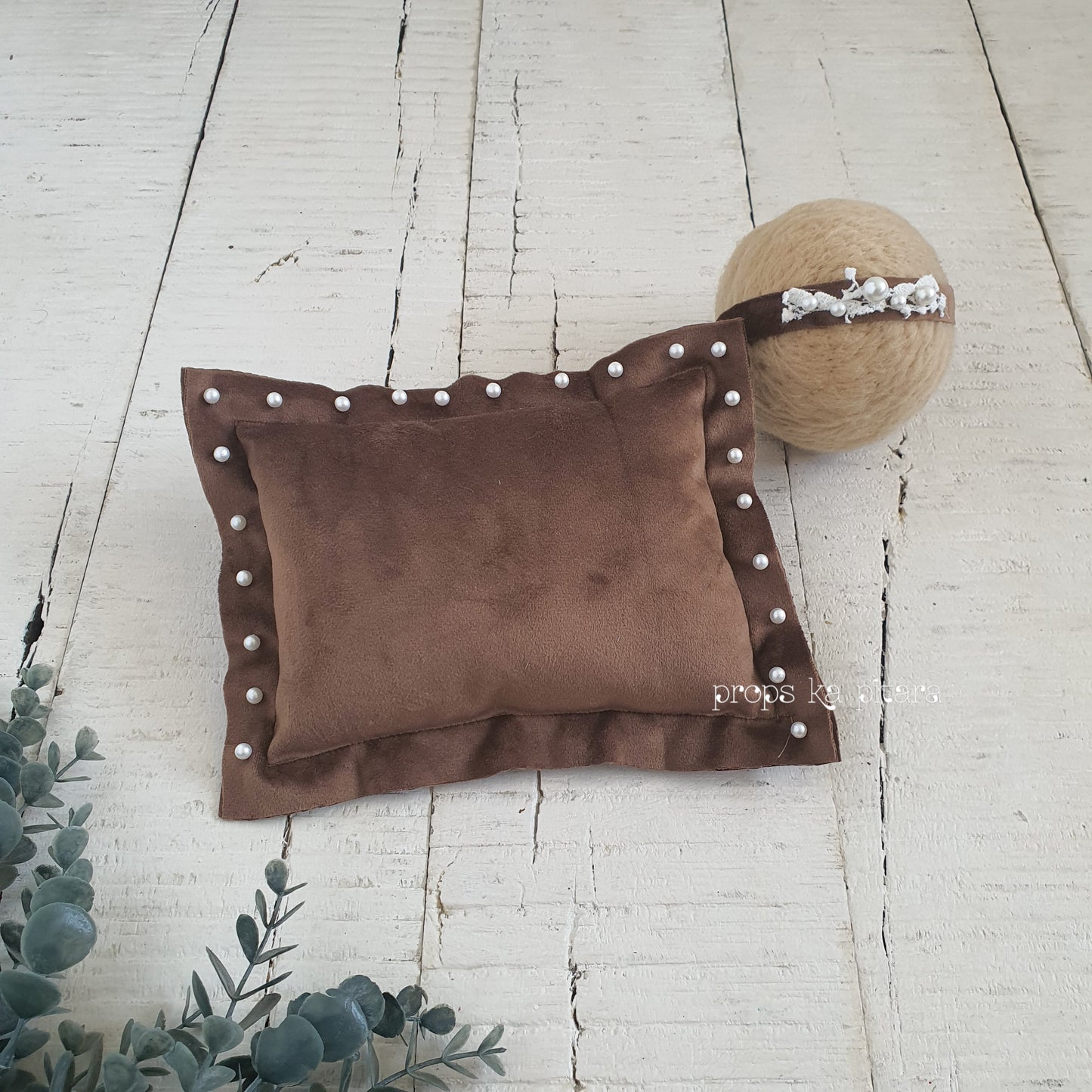 Pearl Pillow With Headband